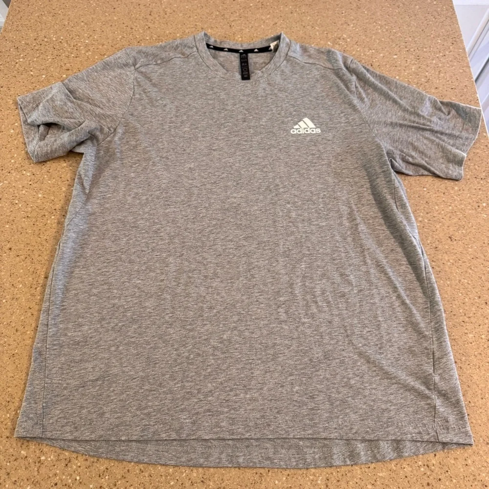 Adidas Gray T-Shirt XL aeroready